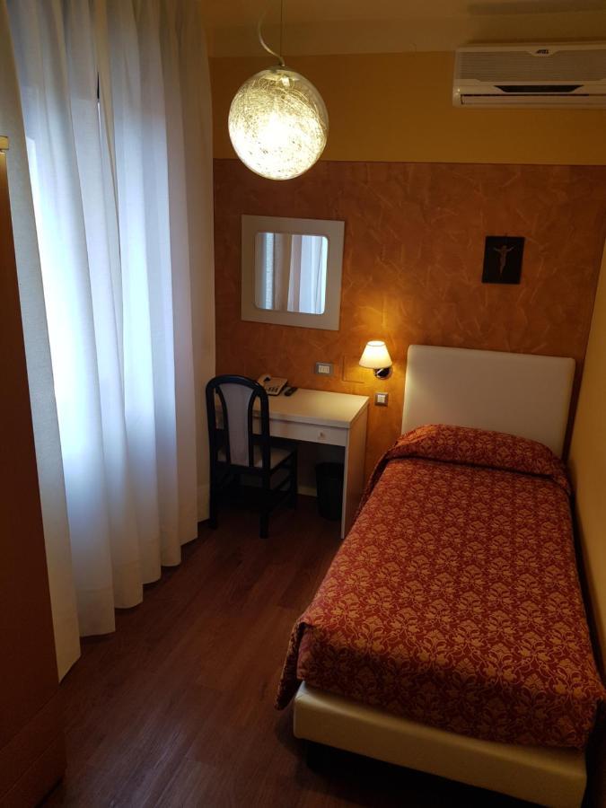 Hotel Diana Boario Terme Esterno foto