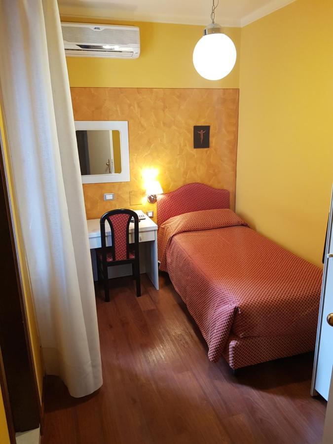 Hotel Diana Boario Terme Esterno foto