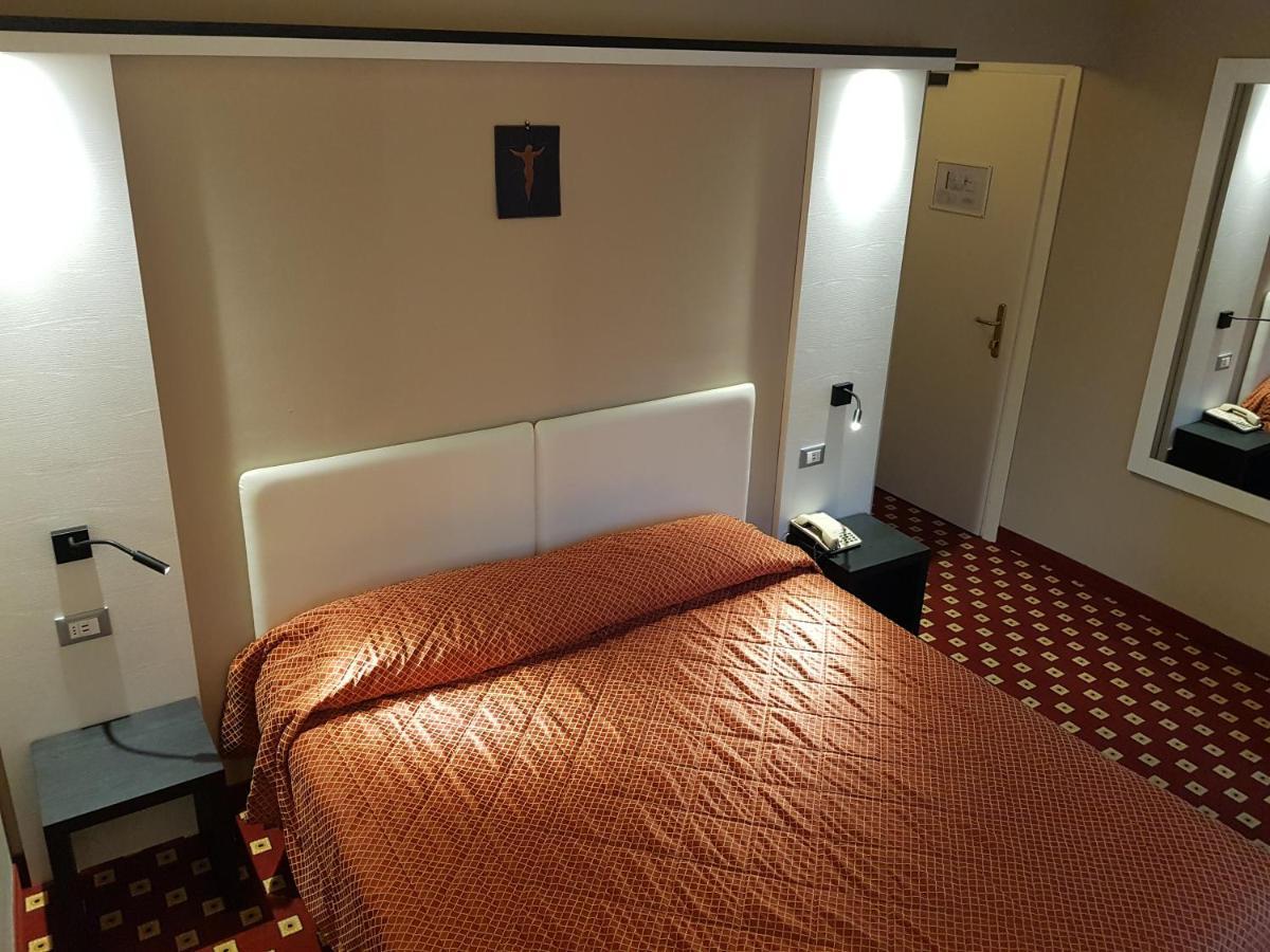 Hotel Diana Boario Terme Esterno foto
